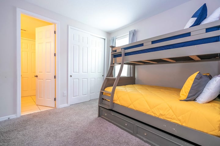 ビューティーベッドルーム