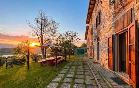 Amazing home in Pieve Santo Stefano AR