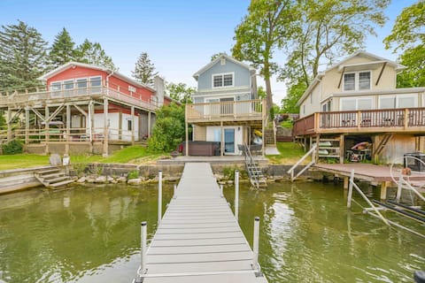 Cozy on Cayuga | Lakefront | Hot Tub | Fire Pit