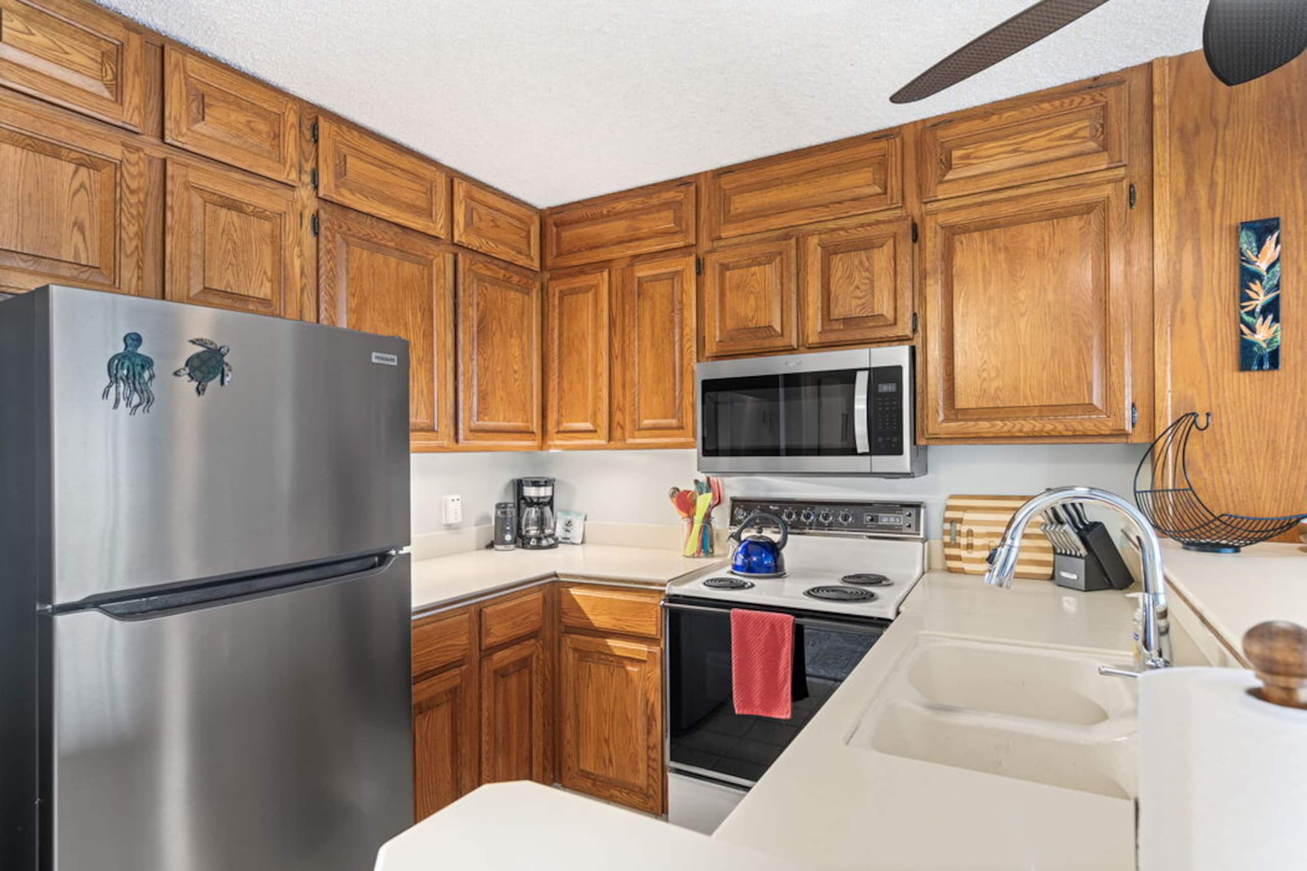 Condo in Kailua-Kona · ★4.76 · 2 bedrooms · 2 beds · 2 baths - Image 16