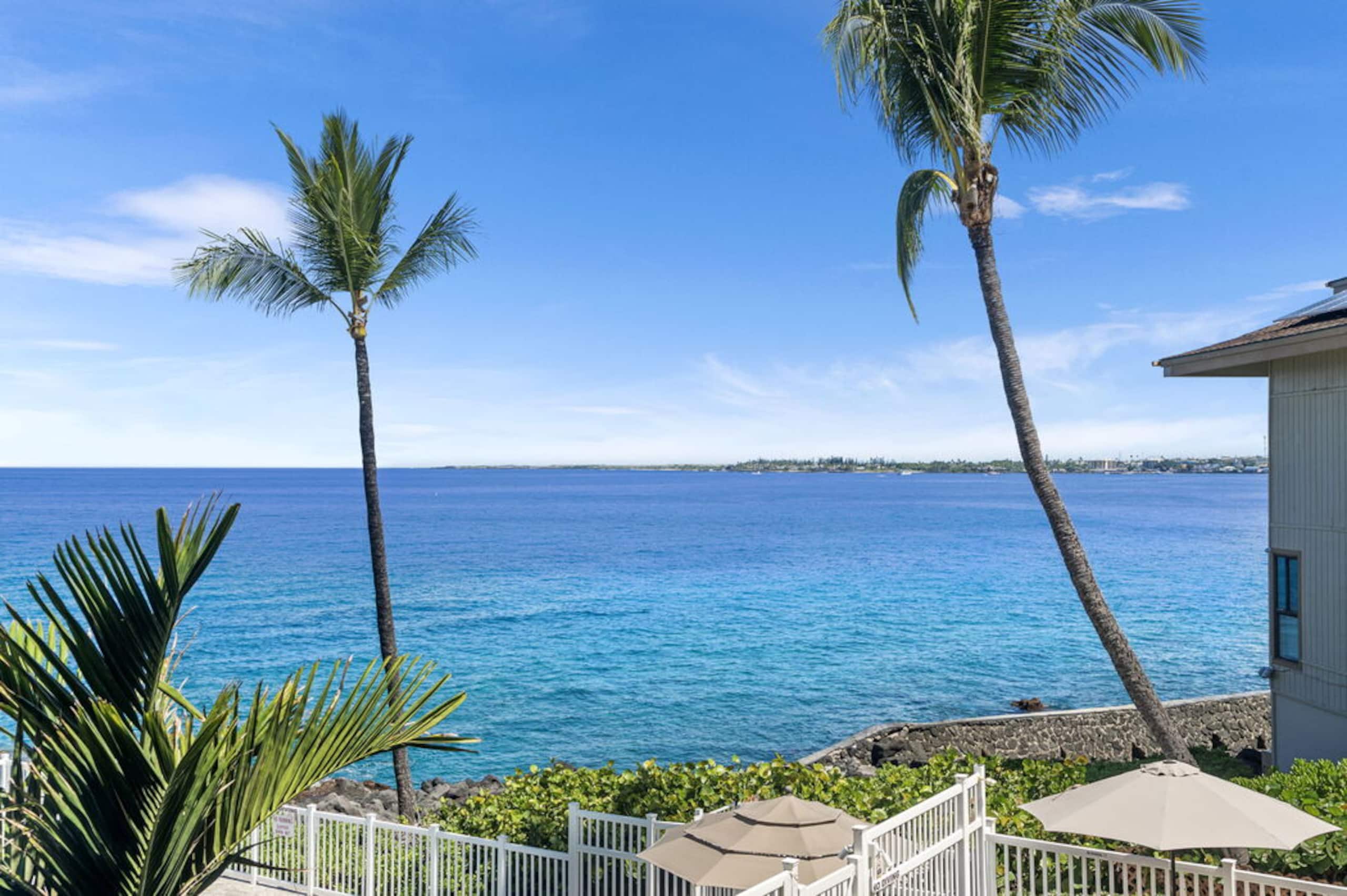 Condo in Kailua-Kona · ★4.76 · 2 bedrooms · 2 beds · 2 baths - Image 8