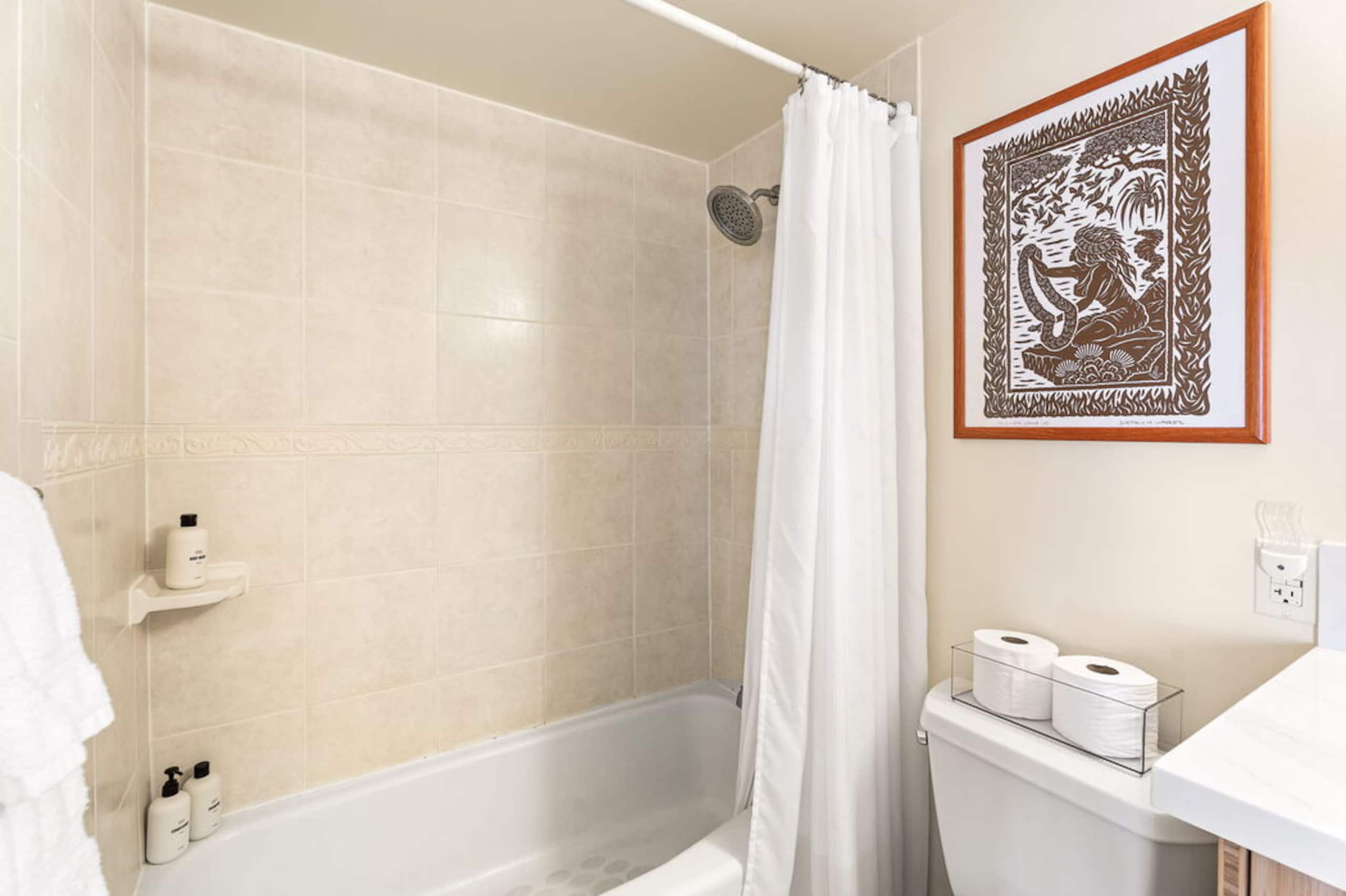 Condo in Kailua-Kona · ★4.76 · 2 bedrooms · 2 beds · 2 baths - Image 25