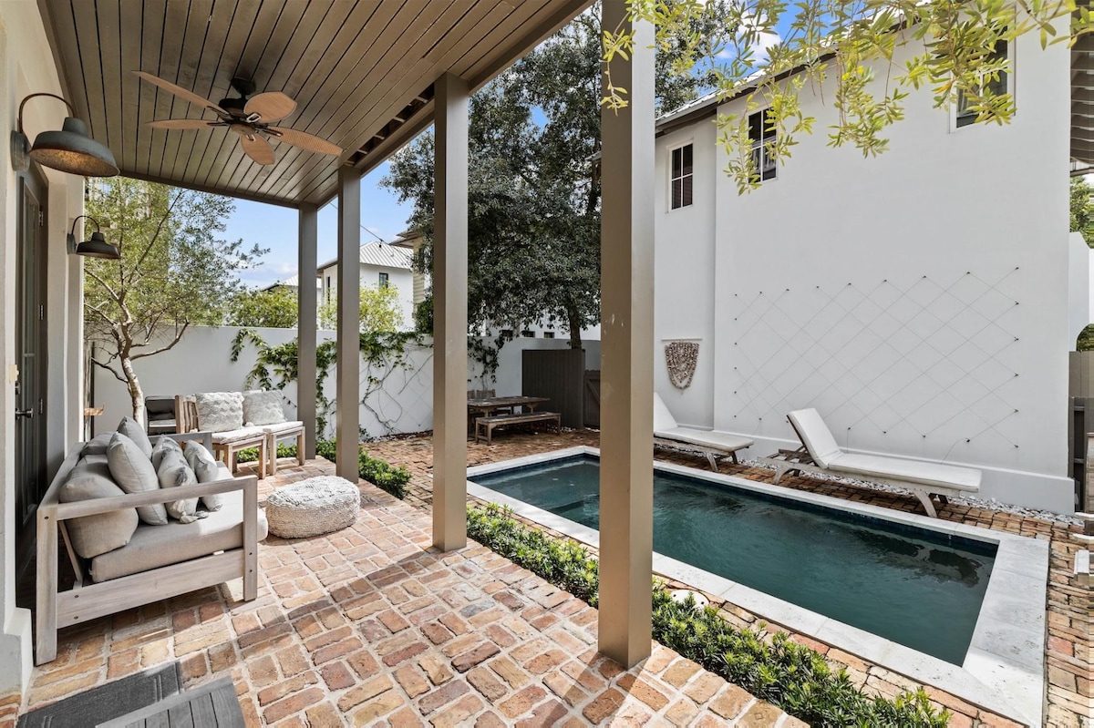 Coastal Home & Carriage House | Private Pool - Houses for Rent in