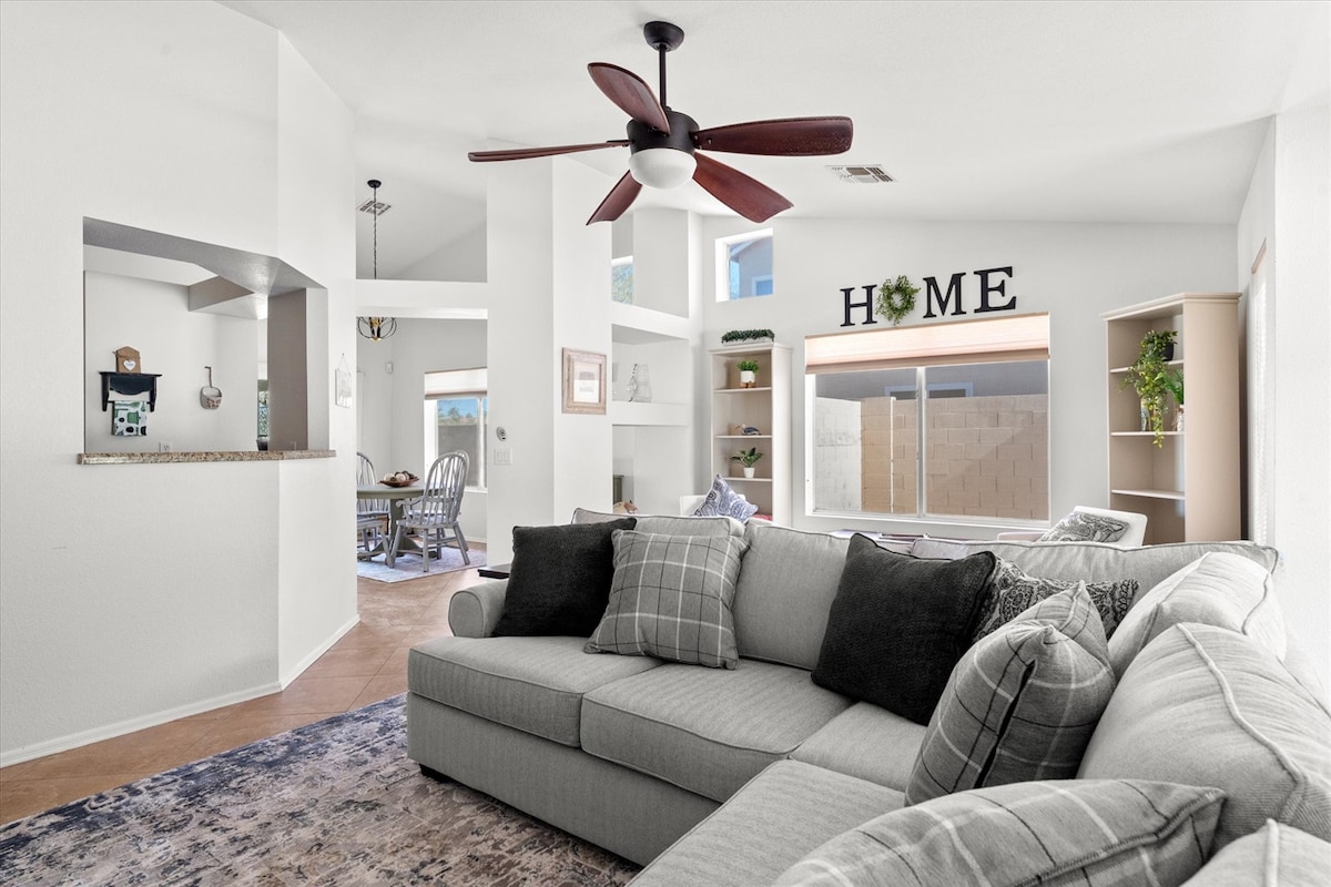 Spacious 3BR South Mtn Home • Corporate Ready - Houses for Rent in ...