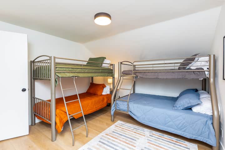 Camera doppia con letto a castello a piramide - Piano superiore
