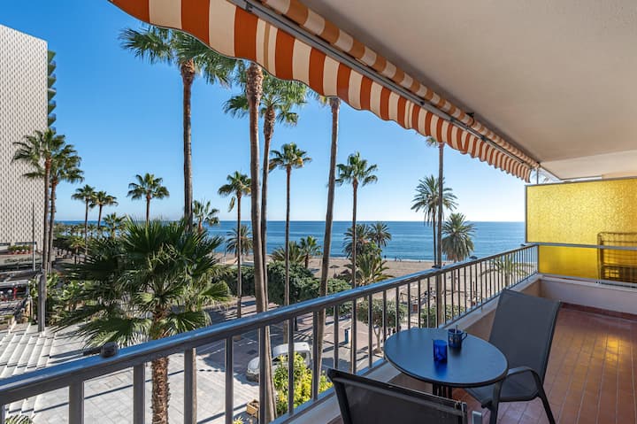 Oceanfront Retreat: Your Serene Oasis By The Sea! - Marbella
