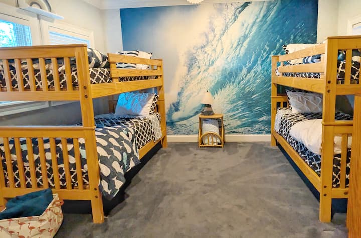 Fun, cozy, and perfect for the little adventurers! ✨ These comfy bunk beds, ocean vibes, and playful touches make this the ultimate kid-friendly retreat. ️