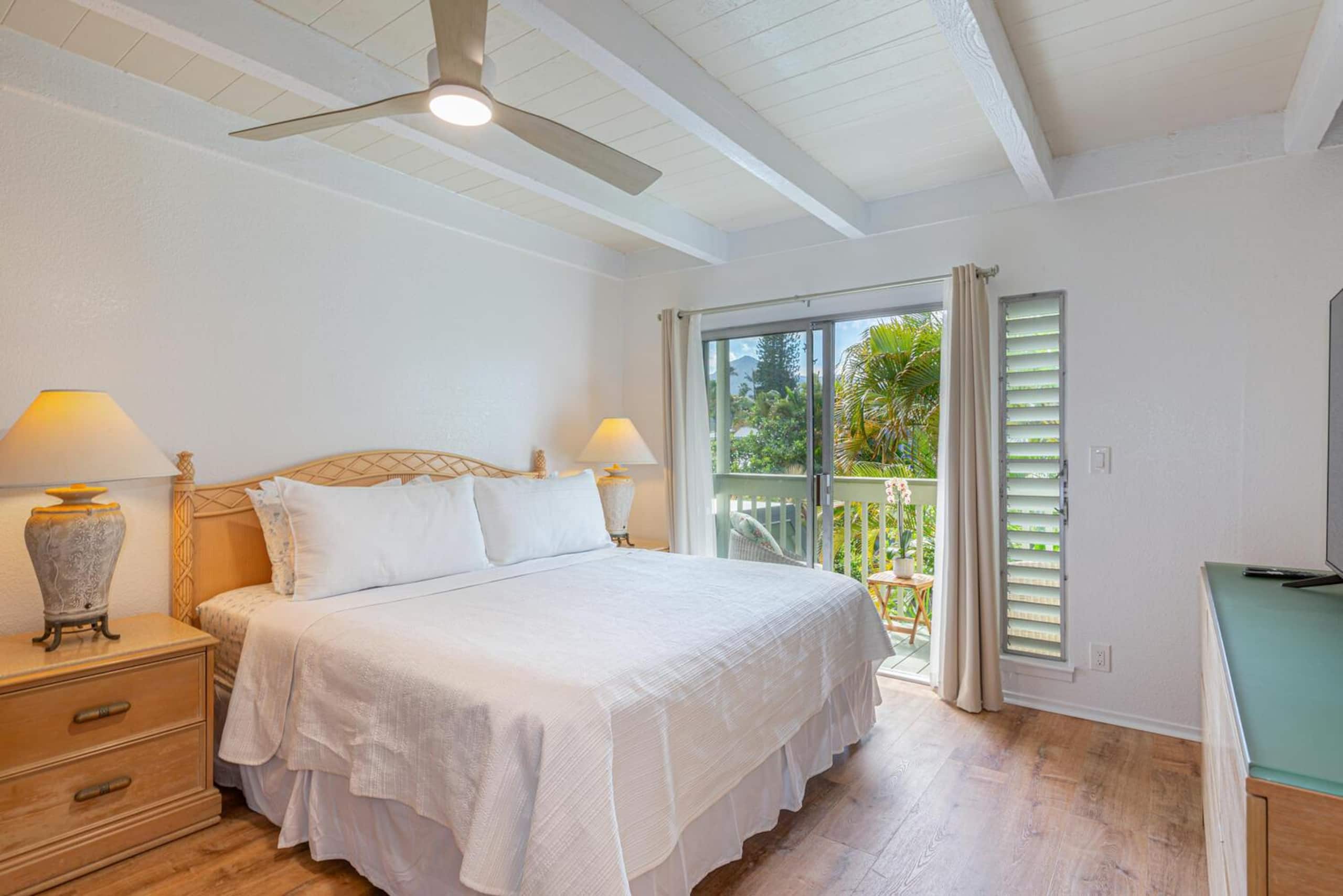 Condo in Princeville · ★4.92 · 2 bedrooms · 2 beds · 2 private baths - Image 6