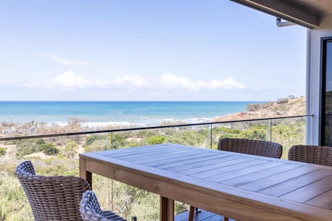 Yutori Beach Front - Sunrise at 1770 Estate