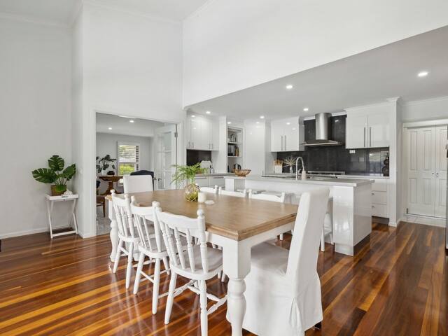 Quay-Largo gallery image 5