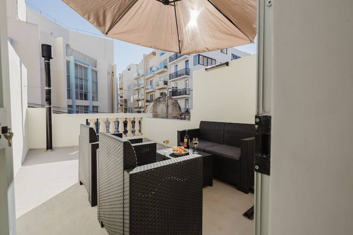 Townhouse Sliema 2bed By Homely! - Malta