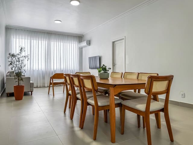 Amplo e moderno na praia de Copacabana