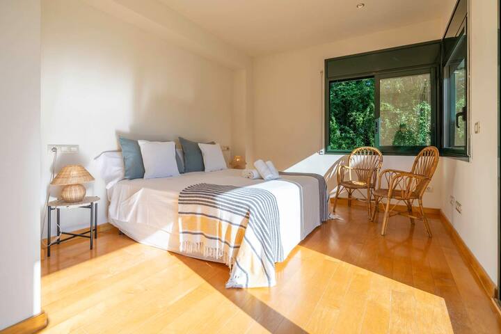 Villa Les Oliveres gallery image 2