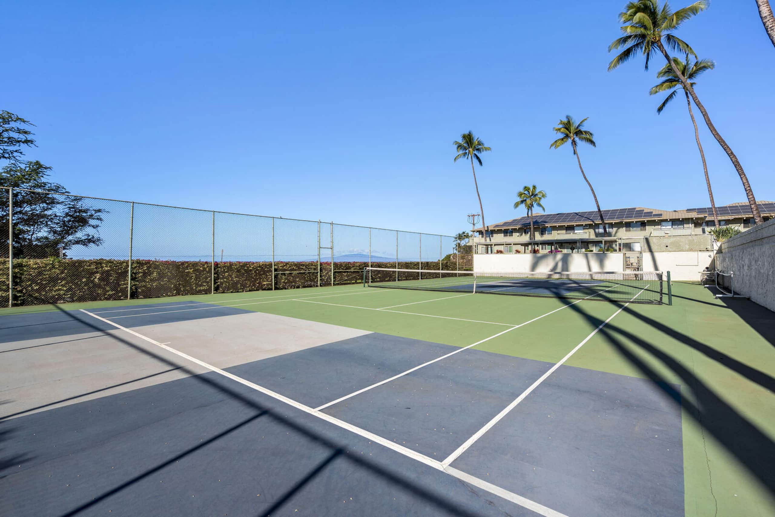 Condo in Kihei · ★5.0 · 1 bedroom · 2 beds · 1 private bath - Image 37