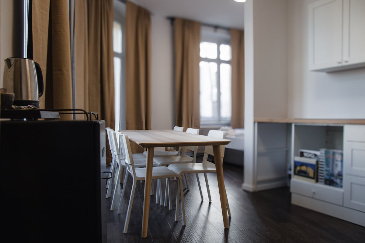 Arbio I: 2-bedroom apartment in Friedrichshain
