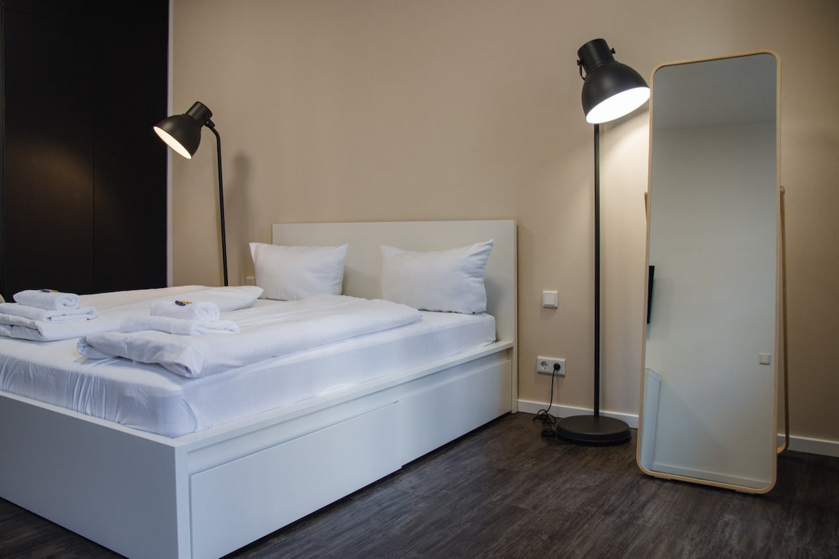 Arbio I: 2-bedroom apartment in Friedrichshain