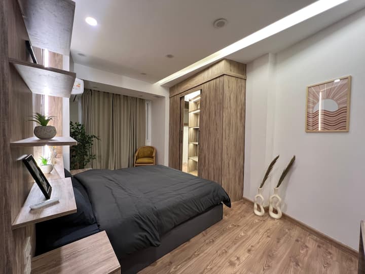 Dormitorio principal con baño en suite