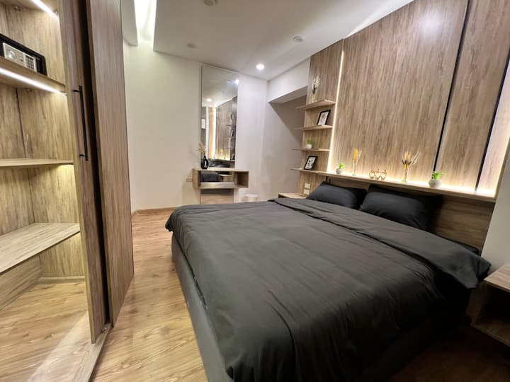 Dormitorio principal con baño en suite