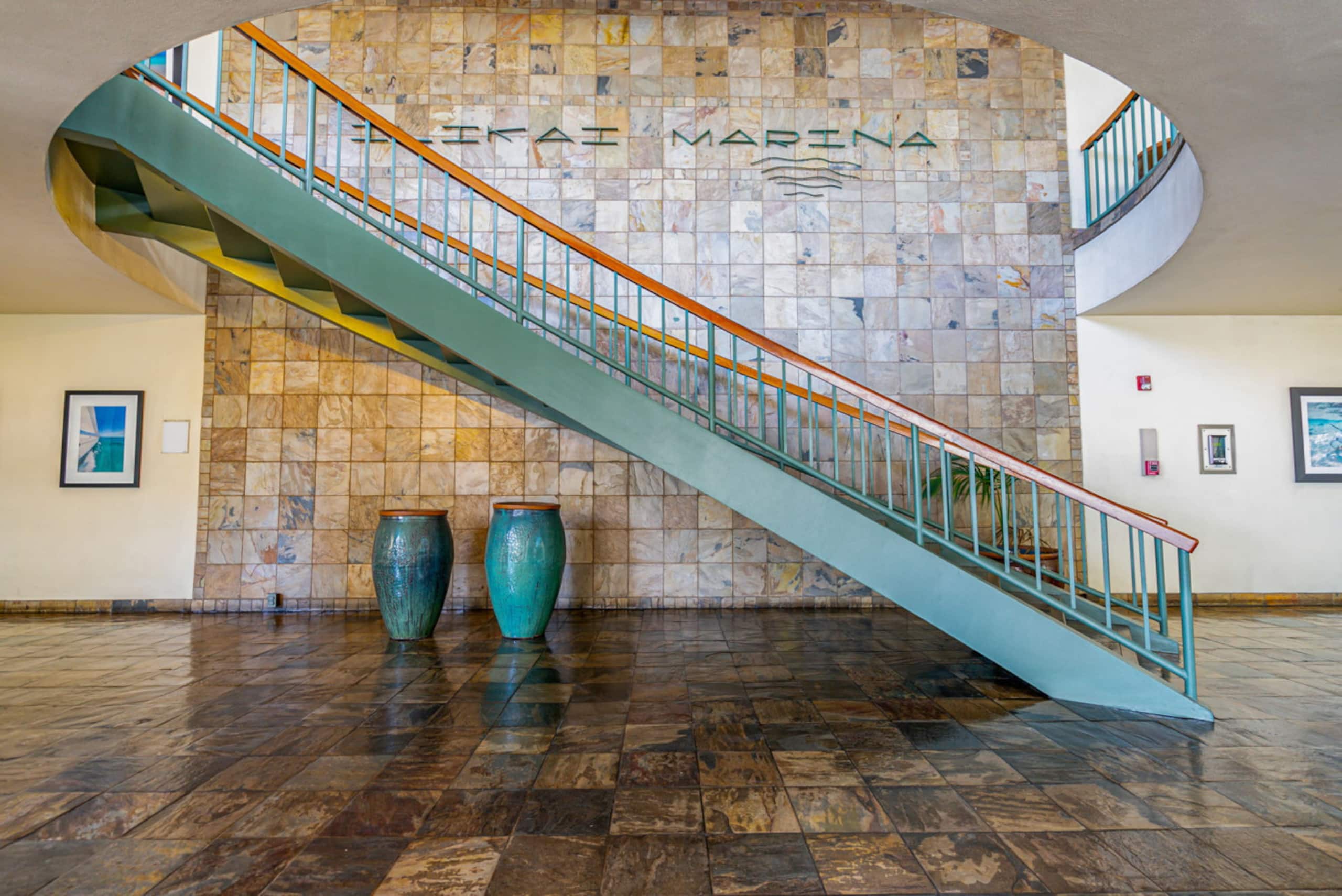 *Oceanfront Renovated Getaway in Waikiki - Image 45