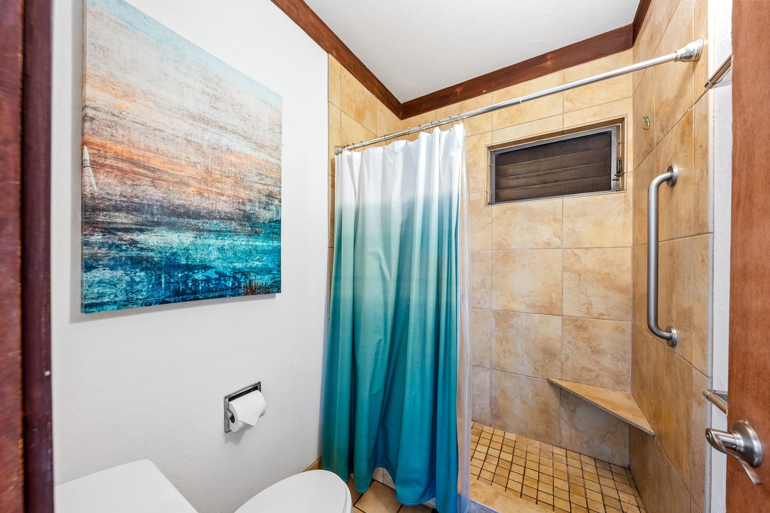 KP40 Walk to Beach!Top Corner Unit, A/C, Pool, Gym - Photo 18