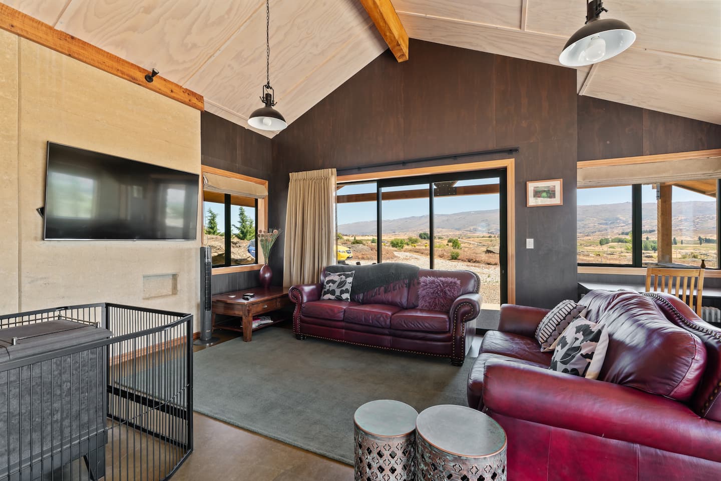 A Place In Thyme - Alexandra Holiday Home 3