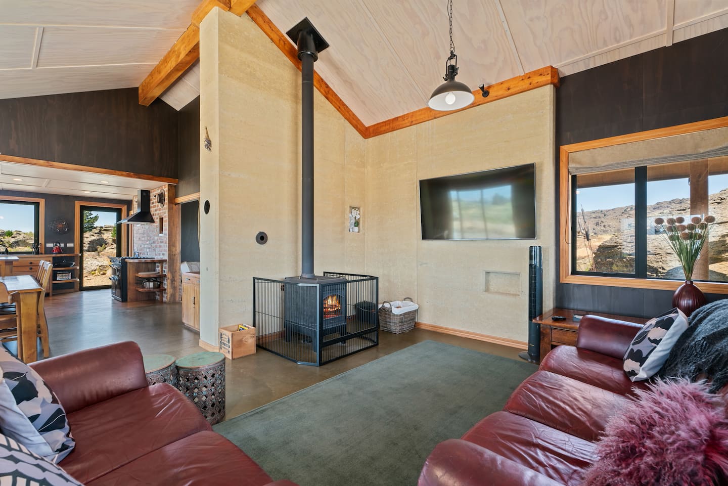 A Place In Thyme - Alexandra Holiday Home 5