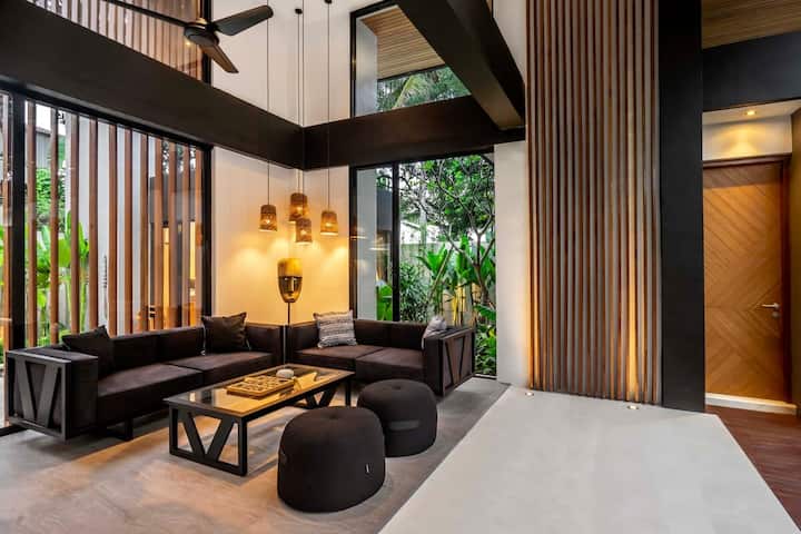 Bergembiralah: 3br Villa With Pool And Jungle View - Ubud