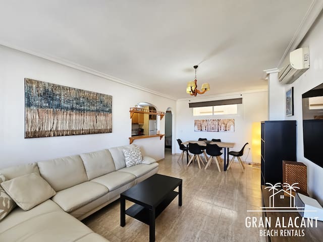 Holiday Beach Apartments Santa Pola managed Airbnb listing 1