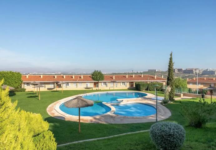 Holiday Beach Apartments Santa Pola managed Airbnb listing 3