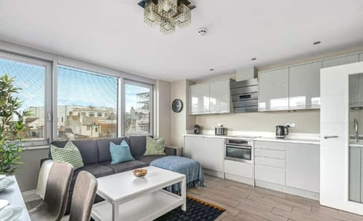 Brighton Lanes Residence | Spacious By The Sea - 布賴頓碼頭
