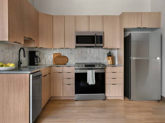 Sonder Onterie | Superior Two-Bedroom Apartment gallery image 4