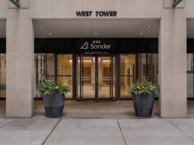 Sonder Onterie | Three-Bedroom Apartment gallery image 4