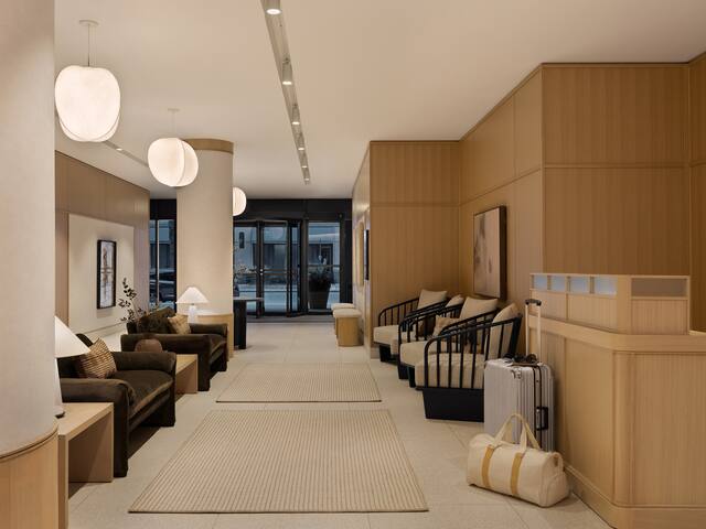 Sonder Onterie | Three-Bedroom Apartment gallery image 5