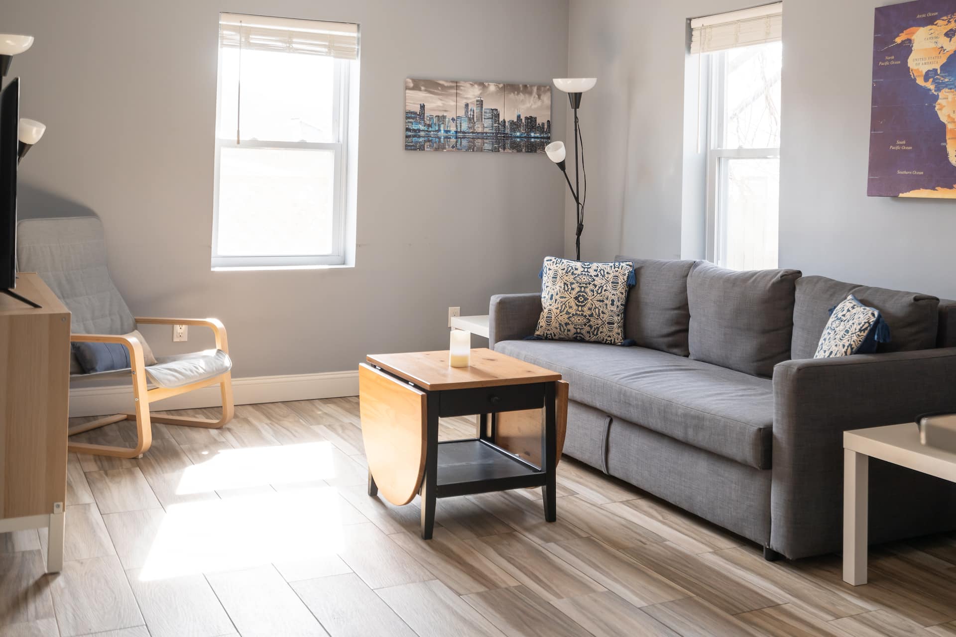 Beautiful First Flr, 2-Bedroom Apt w/ Free Parking