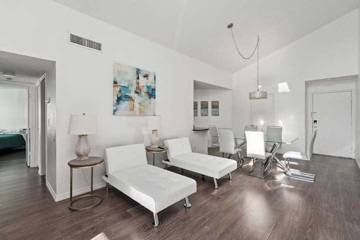 4009 Atrium Dr. - Orlando, FL