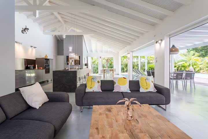 Villa Inès - Belle Maison Climatisée Avec Piscine - Guadeloupe
