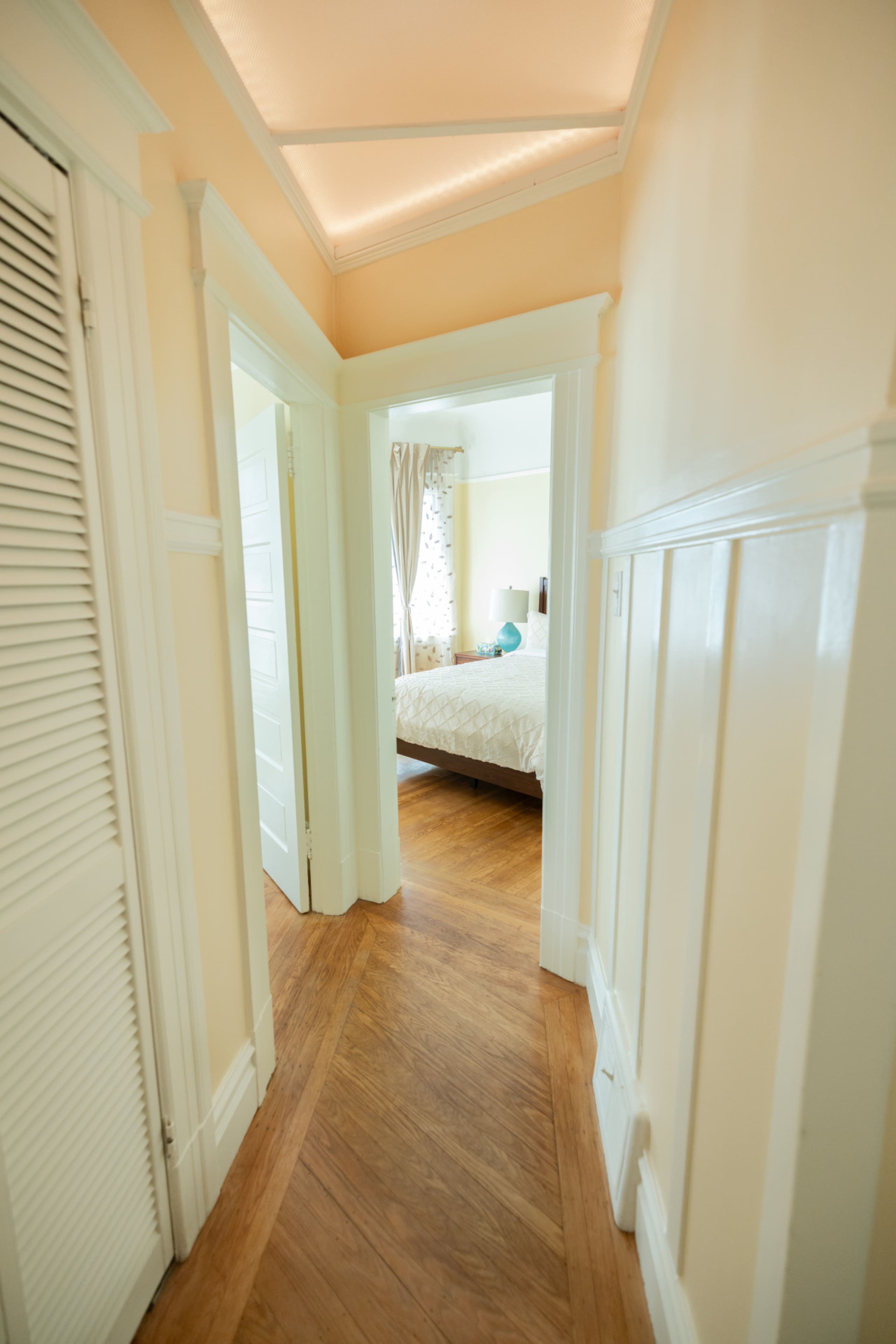 Home in San Francisco · ★5.0 · 3 bedrooms · 3 beds · 1.5 baths - Image 64