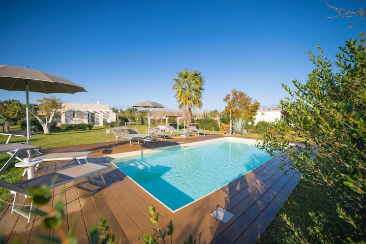 Villa Assunta With Pool Near The Sea - Torre dell'Orso