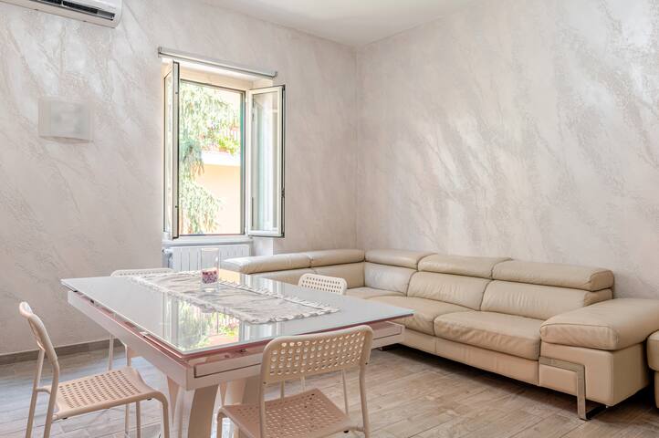 Amars House gallery image 2