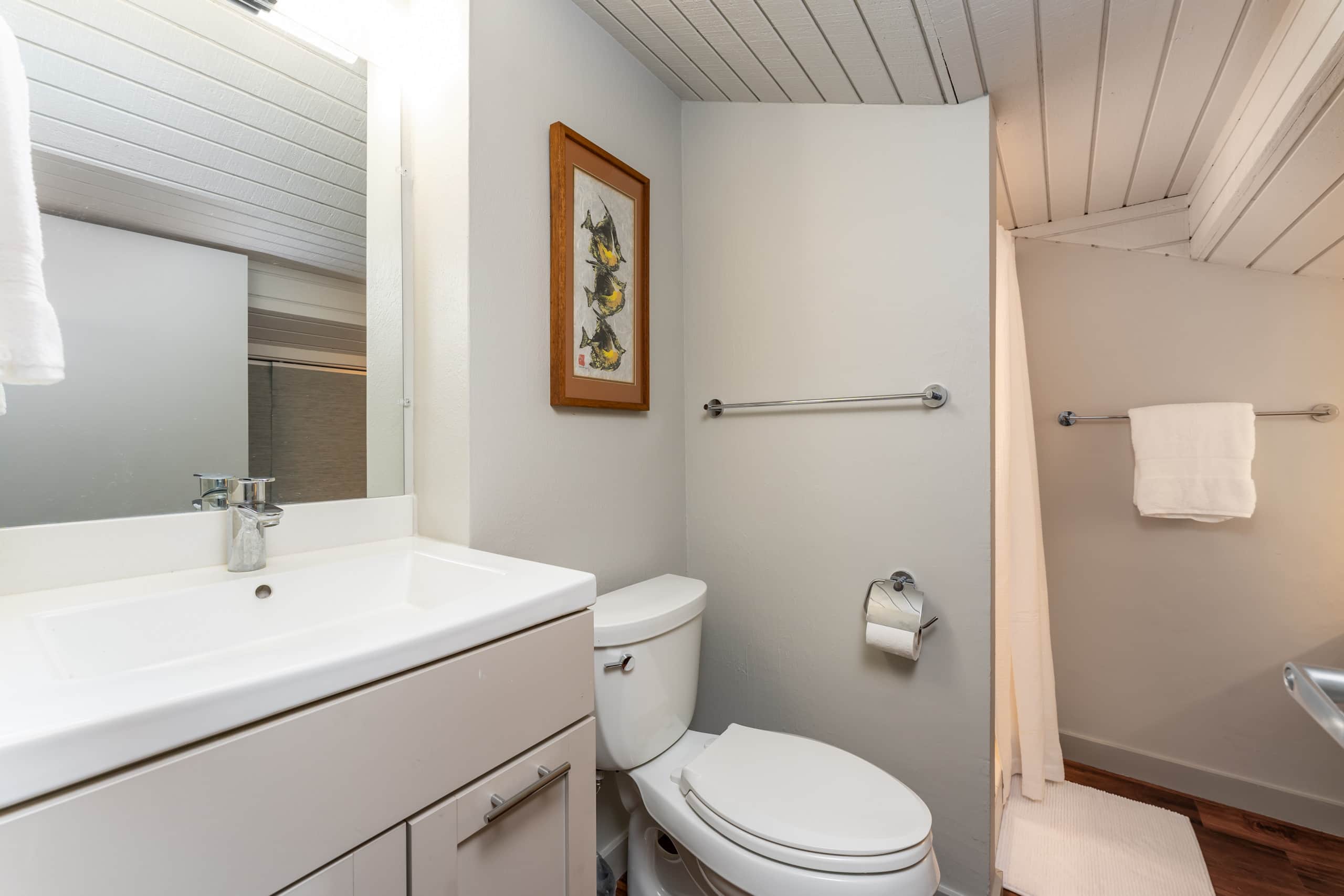 Condo in Kahuku · ★4.78 · 1 bedroom · 1 bed · 2 private baths - Image 18