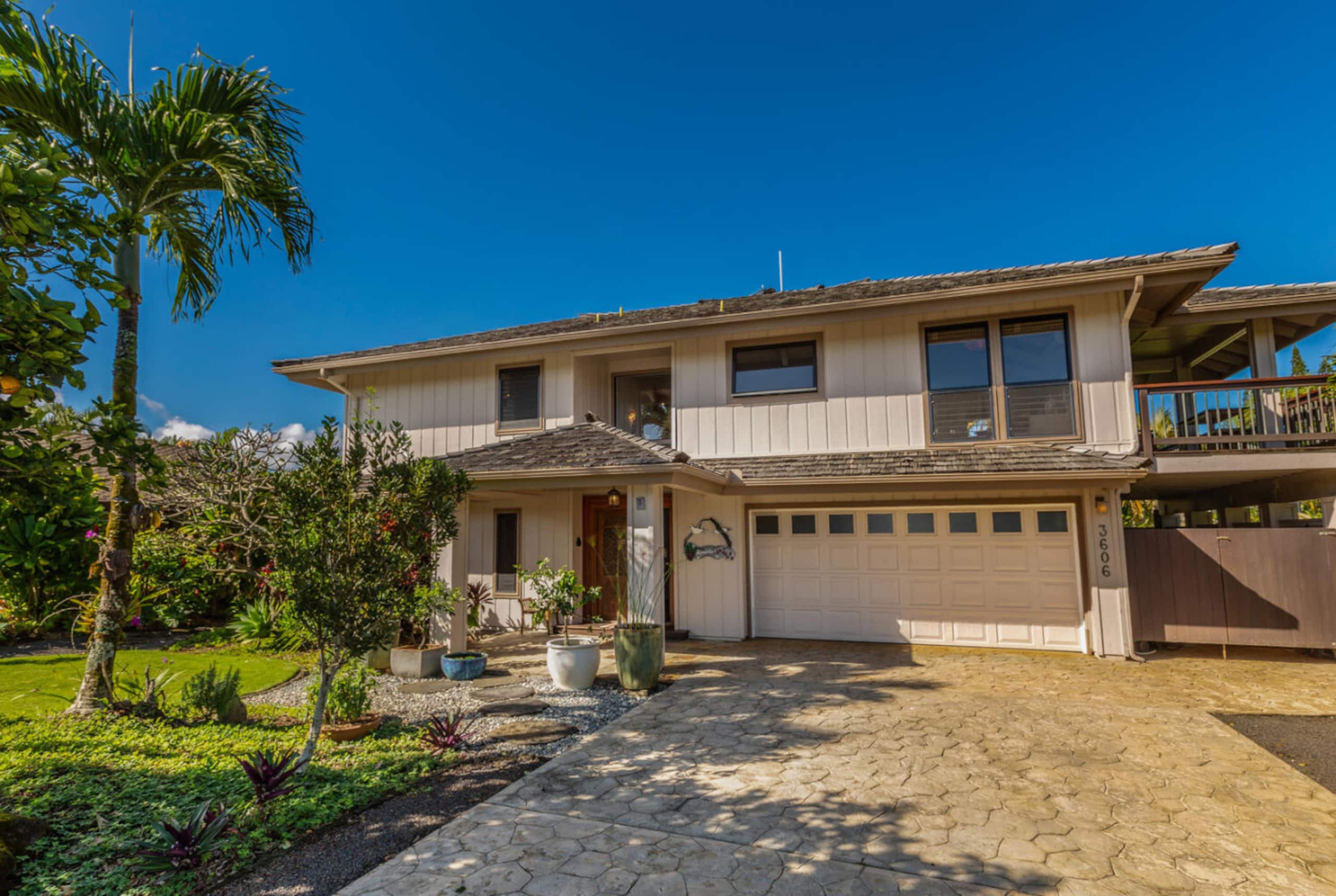 Home in Princeville · ★5.0 · 3 bedrooms · 3 beds · 3.5 baths - Image 38