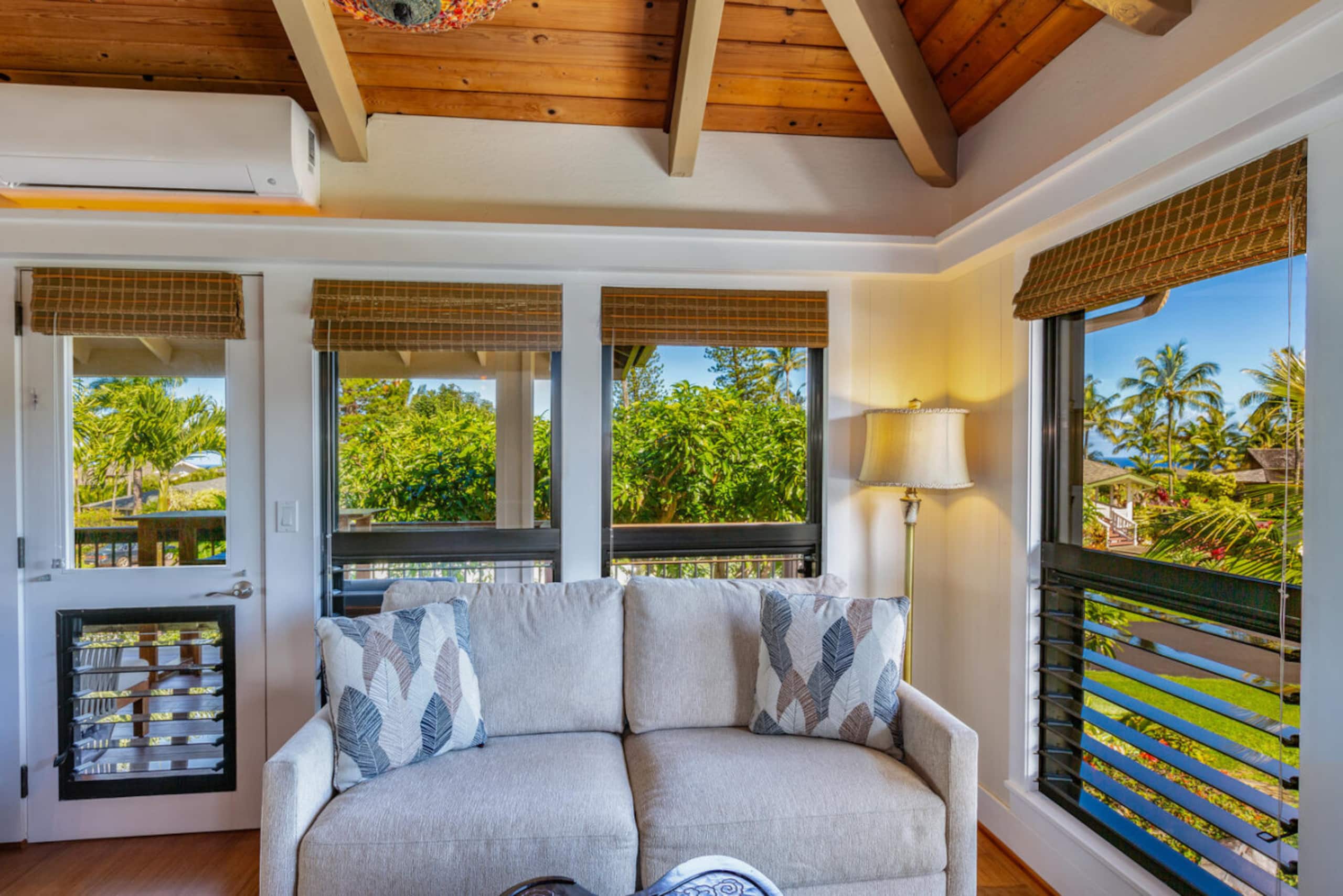 Home in Princeville · ★5.0 · 3 bedrooms · 3 beds · 3.5 baths - Image 28