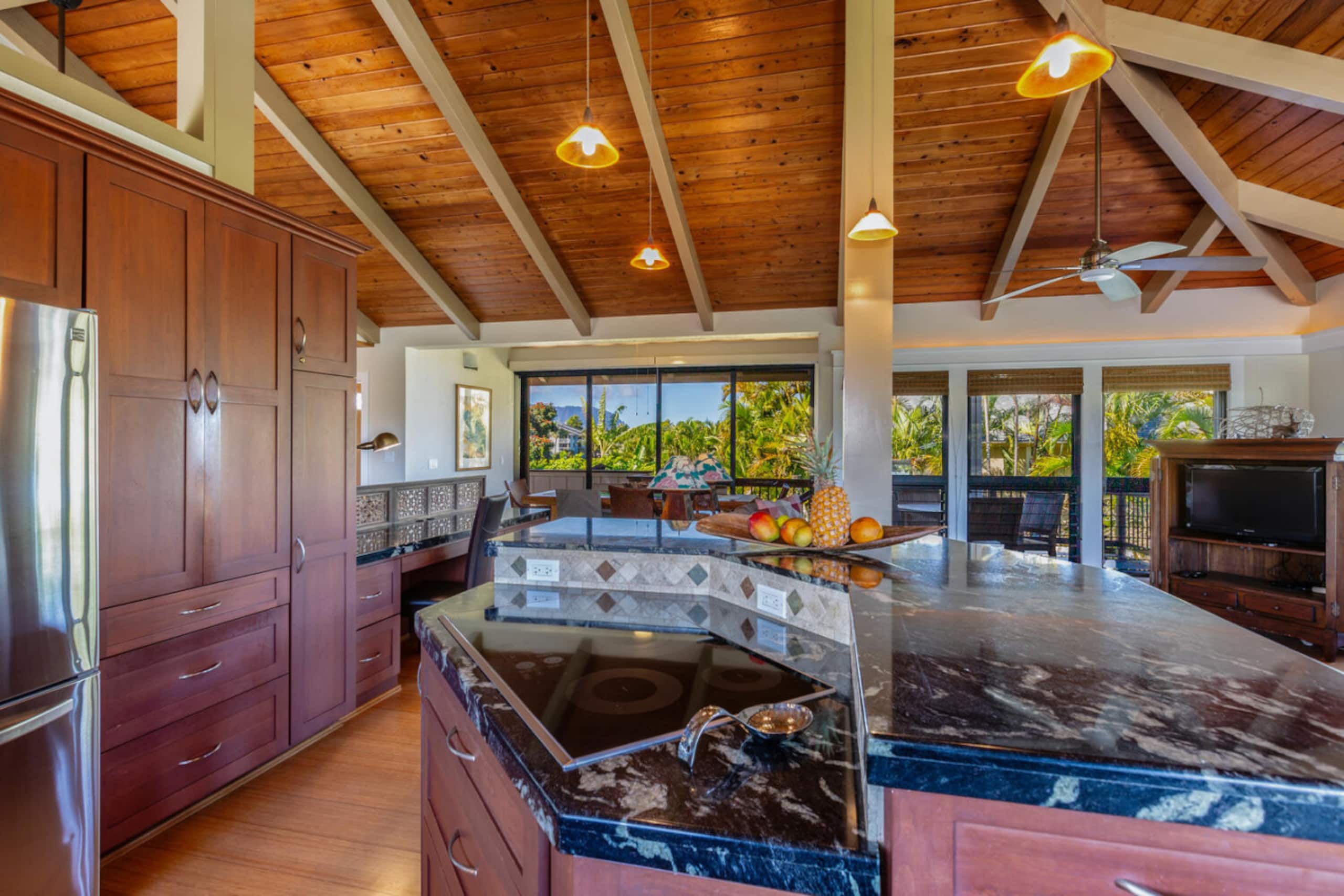 Home in Princeville · ★5.0 · 3 bedrooms · 3 beds · 3.5 baths - Image 4