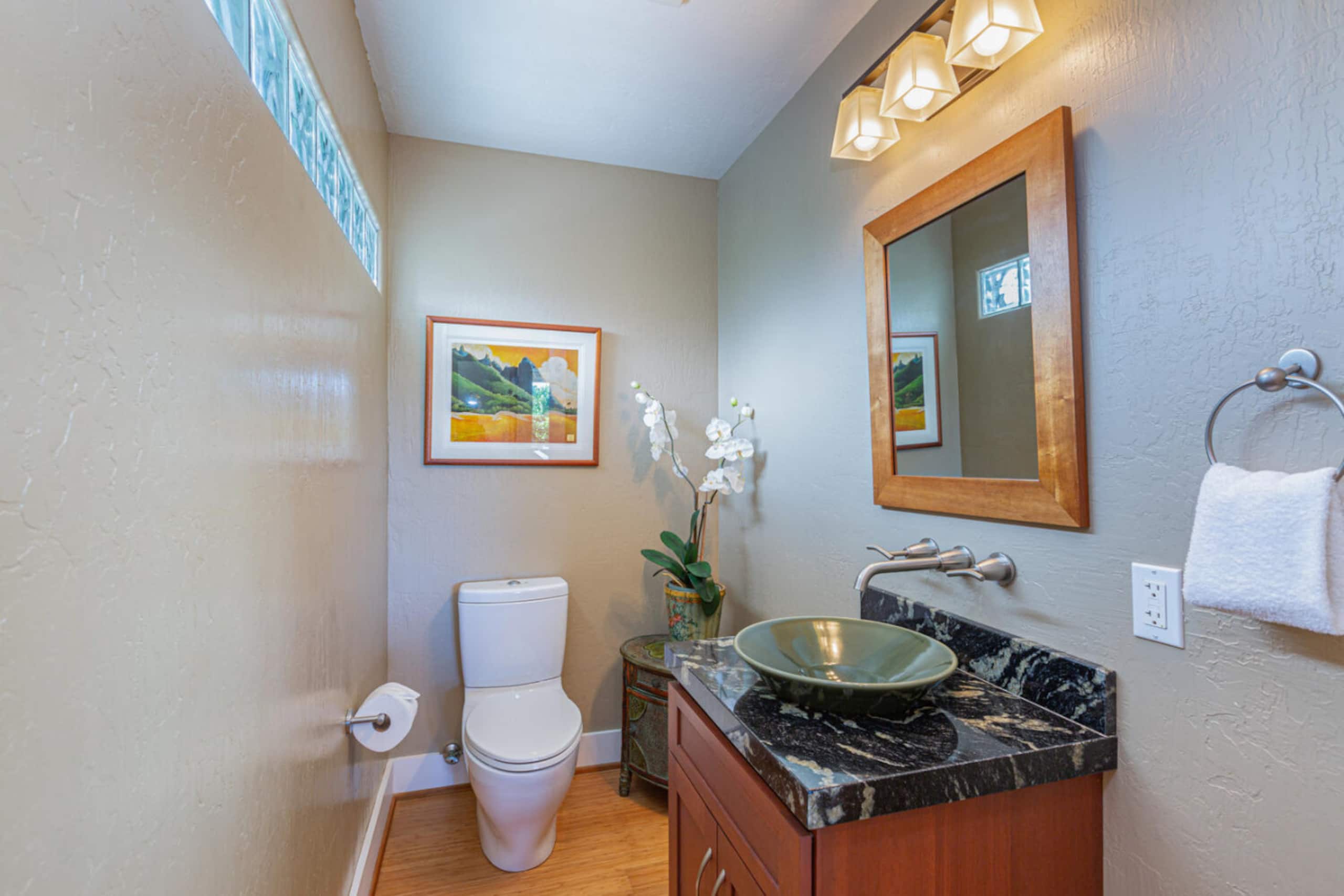 Home in Princeville · ★5.0 · 3 bedrooms · 3 beds · 3.5 baths - Image 25