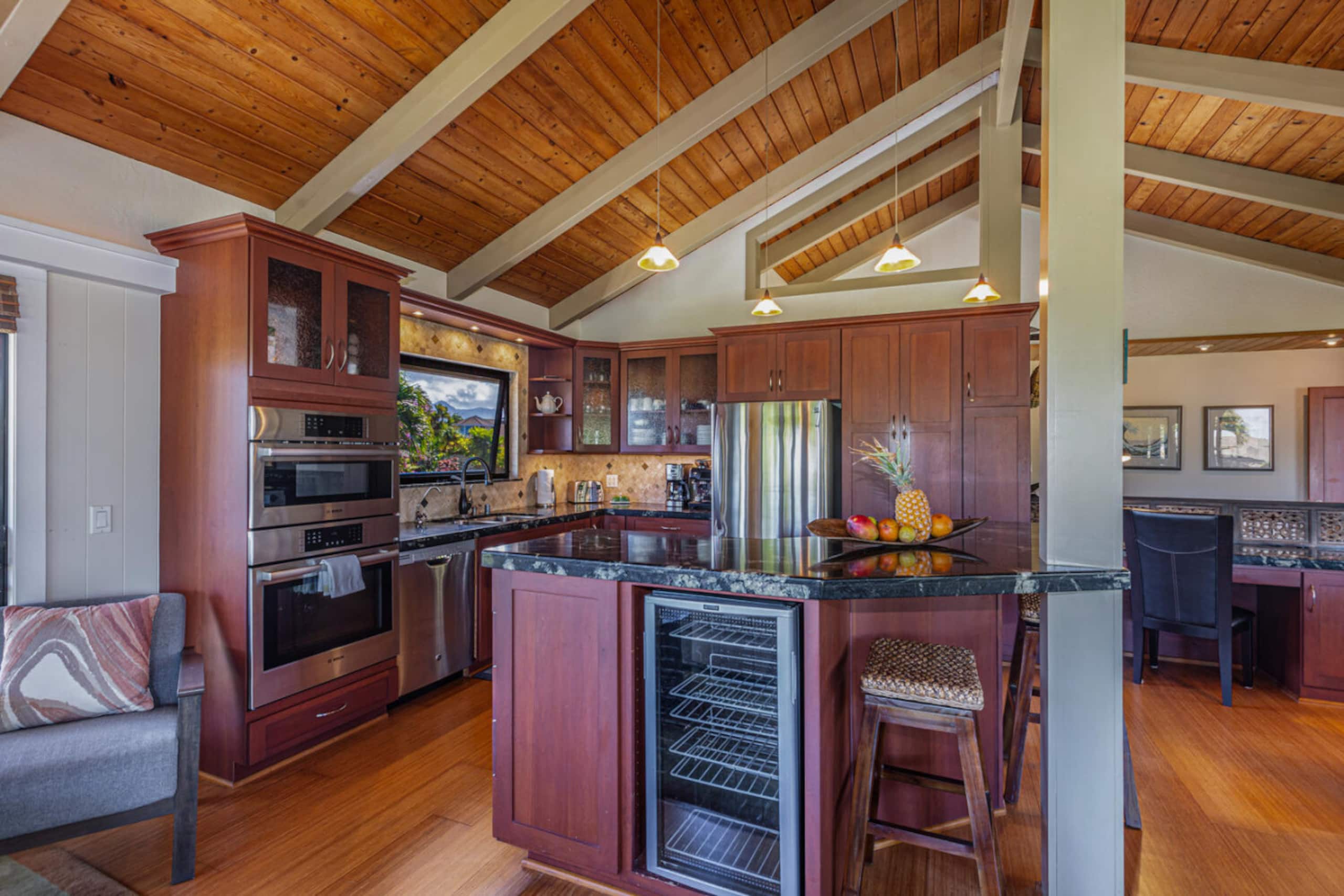 Home in Princeville · ★5.0 · 3 bedrooms · 3 beds · 3.5 baths - Image 6