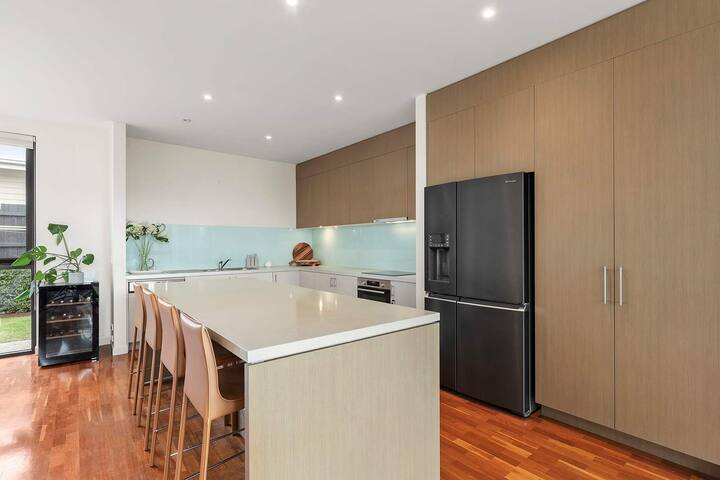 Grove Road Retreat gallery image 4