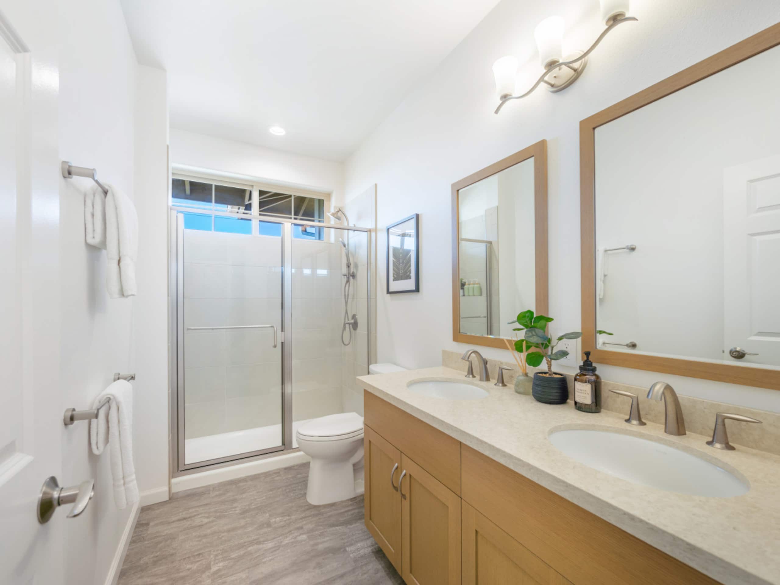 Home in Makaha Valley · ★5.0 · 3 bedrooms · 6 beds · 2 private baths - Image 52