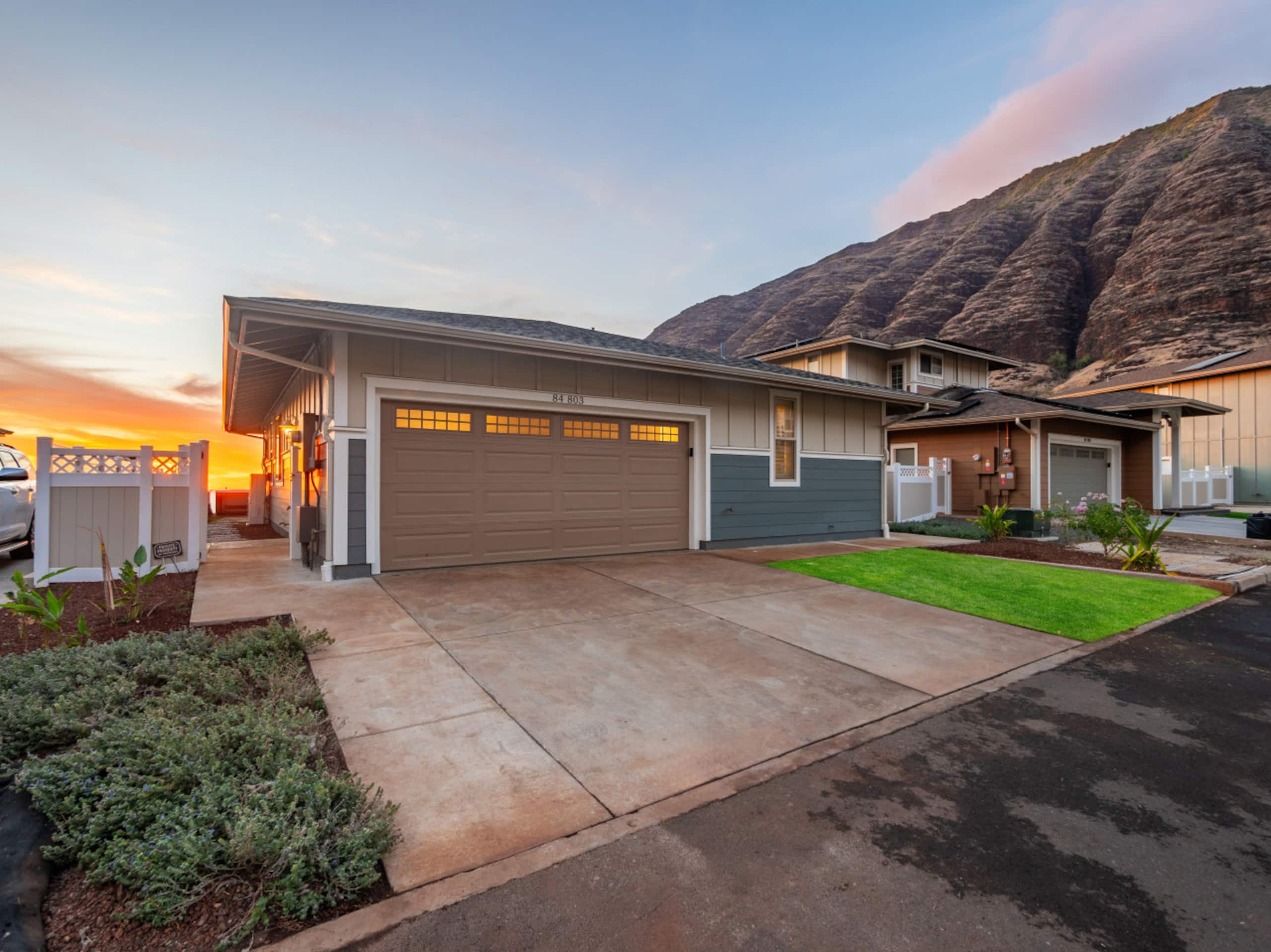 Home in Makaha Valley · ★5.0 · 3 bedrooms · 6 beds · 2 private baths - Image 63
