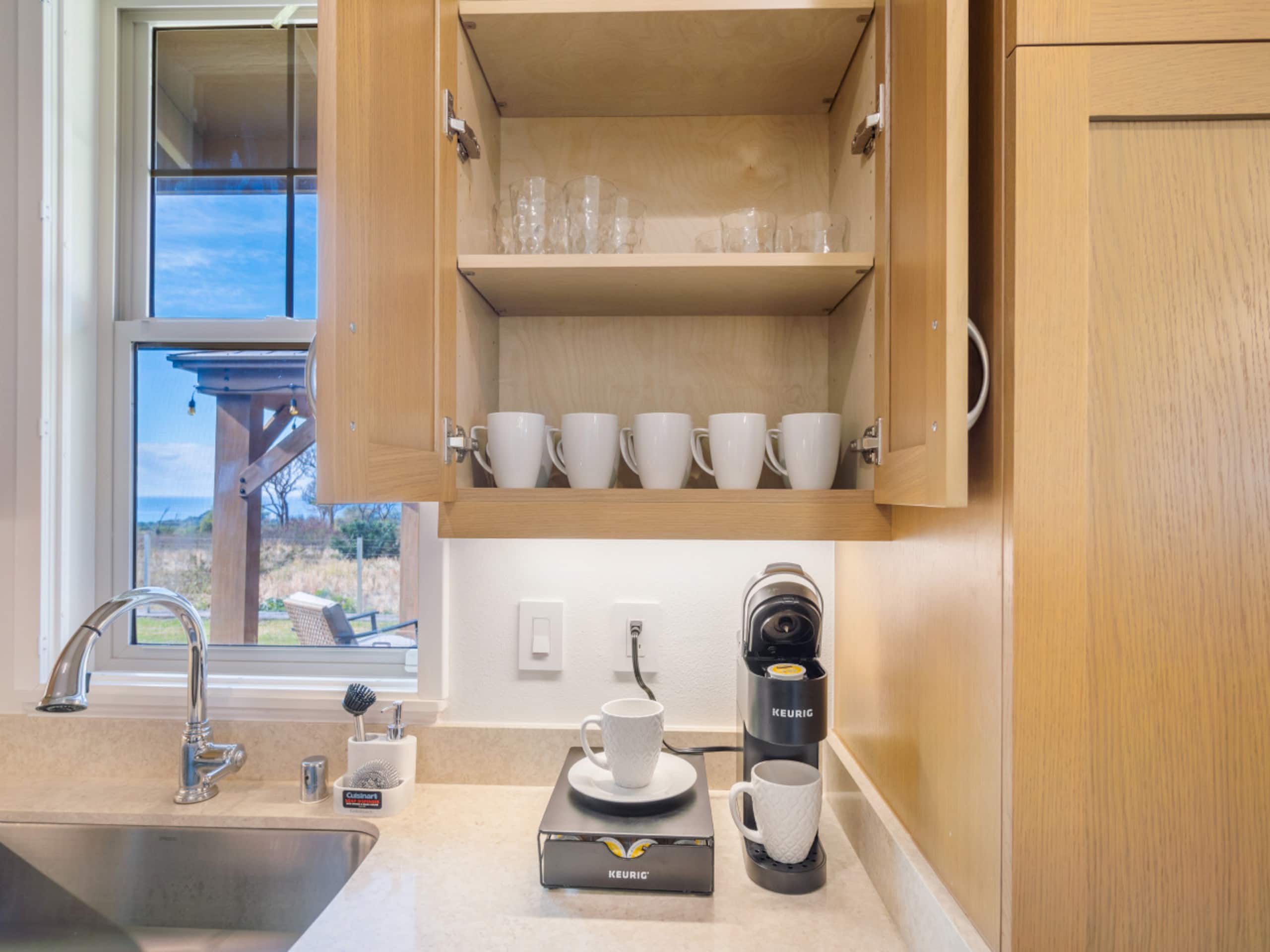Home in Makaha Valley · ★5.0 · 3 bedrooms · 6 beds · 2 private baths - Image 29