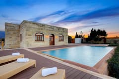 Villa+Munqar~+3BR+Coastal+Villa+w%2F+Pool+%26+Sauna